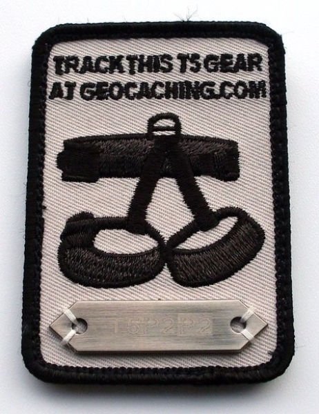 Trackbarer T5 Kletter Aufnäher - grau